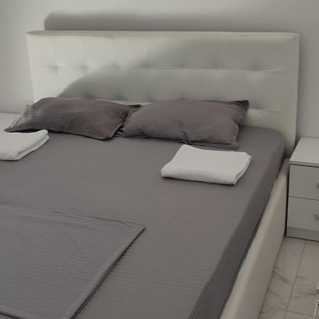 Golem Apartment Екстер'єр фото