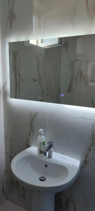 Golem Apartment Екстер'єр фото