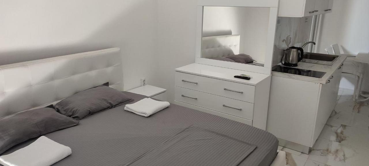 Golem Apartment Екстер'єр фото