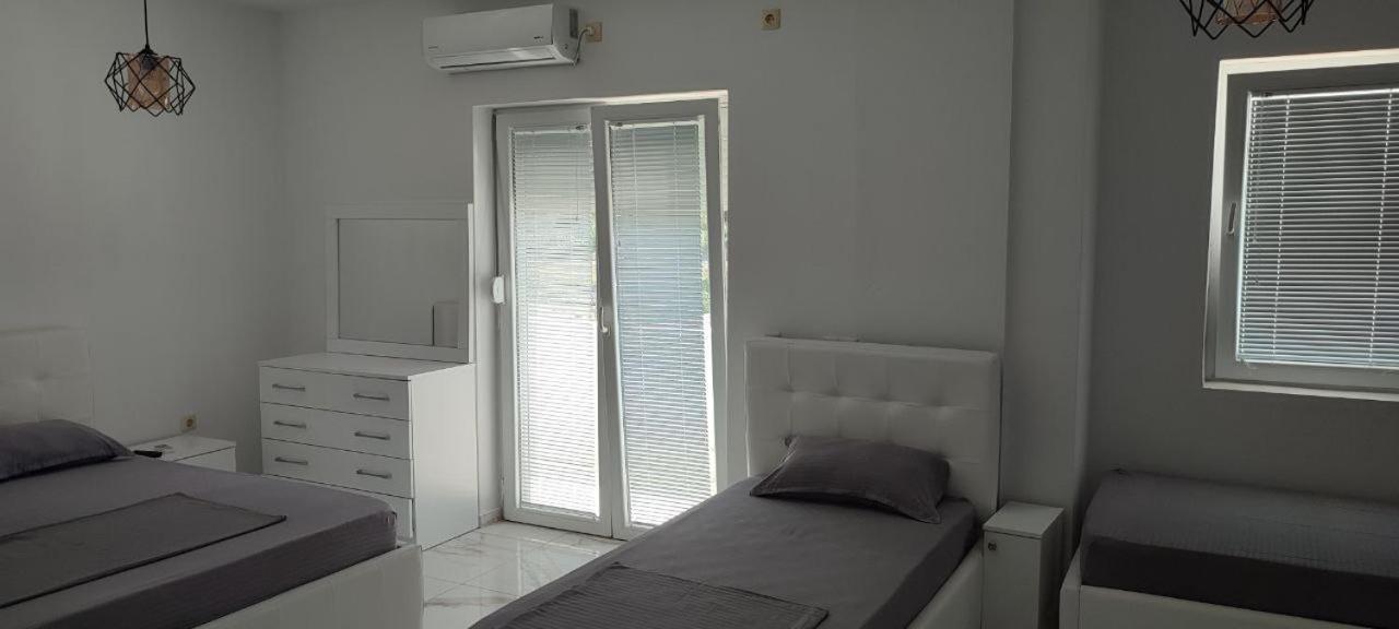 Golem Apartment Екстер'єр фото